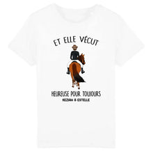 Charger l'image dans la galerie, T shirt personnalisé cheval, tee shirt cheval femme, Et elle vécut heureuse pour toujours
