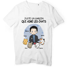 Charger l'image dans la galerie, Jusqu'à 12 chats, tee shirt personnalisé chat, t-shirt chat homme, juste un homme qui aime les chats