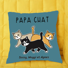 Charger l'image dans la galerie, Jusqu'à 5 chats, Coussin carré personnalisé, Oreiller La vie est meilleure avec un chat pour Maman chat, Papa chat