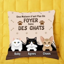 Charger l'image dans la galerie, Taie d'oreiller Personnalisée, Jusqu'à 3 chats, Coussin une Maison n'est pas Un Foyer sans chats