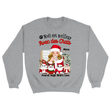 Charger l'image dans la galerie, Jusqu'à 5 chats, Sweat à capuche personnalisé chat, Sweat à capuche Noël Maman Chat, Noël est meilleur Avec des chats
