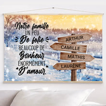 Charger l'image dans la galerie, Toile à suspendre personnalisée, Toile Noël Cadeau, Notre famille un peu de folie beaucoup de bonheur
