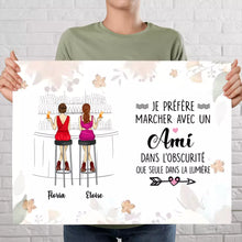 Charger l'image dans la galerie, Jusqu'à 6 filles, Poster encadré en bois personnalisée, cadeau pour Sœurs, amies, Je Préfére Marcher Avec Un Amie