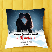 Charger l'image dans la galerie, Couple Photo Ornements Impressions sur cercle en mousse, cadeau pour Couple. Femme, mari, petite amie, petit ami, notre premier Noël