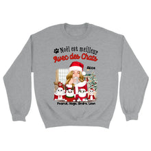 Charger l'image dans la galerie, Jusqu'à 10 chats, Pull personnalisé chat, Sweat à col rond Noël Maman Chat, Noël est meilleur Avec des chats