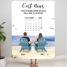 Charger l'image dans la galerie, Date d'anniversaire Poster premium encadré en bois personnalisée, Saint-Valentin Cadeau couple, Couple assis sur la plage