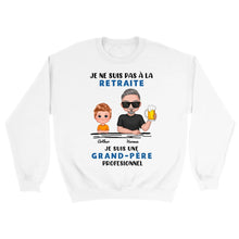Charger l'image dans la galerie, Retraite T Shirt personnalisé, fête des pères Cadeaux pour Papa, Grand-père, je ne suis pas à la retraite
