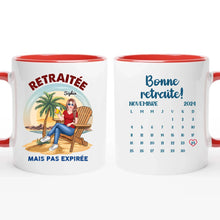 Charger l'image dans la galerie, Retraite T-shirt personnalisé, Fête des mères Cadeaux pour maman grand-mère, Coucher de soleil, OFFICIELLEMENT À LA RETRAITE
