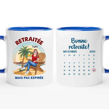 Charger l'image dans la galerie, Retraite T-shirt personnalisé, Fête des mères Cadeaux pour maman grand-mère, Coucher de soleil, OFFICIELLEMENT À LA RETRAITE