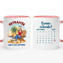 Charger l'image dans la galerie, Retraite T-shirt personnalisé, Fête des mères Cadeaux pour maman grand-mère, Coucher de soleil, OFFICIELLEMENT À LA RETRAITE