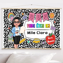 Charger l'image dans la galerie, Enseignante Plaque De Porte personnalisée, Cadeaux pour la fête des enseignants, Youpi Vous êtes ici
