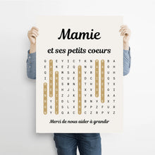 Charger l'image dans la galerie, Mots mêlés petits-enfants noms, Toile mamie personnalisée, Cadeau mamie, Fête des grand mère, Toile nom de famille personnalisé