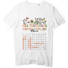 Charger l'image dans la galerie, Mots mêlés T-shirt Col V personnalisé noms, Vêtements cadeau grand-mère Maman mamie, Mes personnes préférées m'appellent