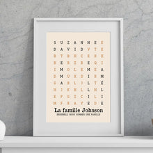 Charger l'image dans la galerie, Mots mêlés Passe partout personnalisée, cadeau pour Famille, Ensemble nous formons une famille