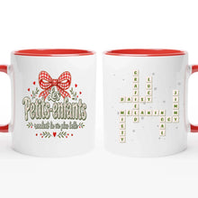 Charger l'image dans la galerie, Mots croisés personnalisés avec prénoms, Noël T-shirt cadeau pour mamie, Coquette Florale petits-enfants rendent la vie plus belle