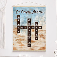 Charger l'image dans la galerie, Toile à Suspendre Mots Croisés Personnalisée avec Prénoms et Nom de Famille – Cadeau Famille Personnalisé