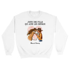 Charger l'image dans la galerie, Pull personnalisé cheval, Sweat à col rond cheval, maman cheval, juste une femme qui aime les chevaux