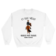 Charger l'image dans la galerie, Sweat à capuche personnalisé cheval, Sweat à capuche cheval, maman cheval, Et elle vécut heureuse pour toujours