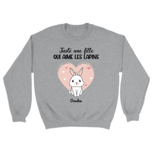 Charger l'image dans la galerie, Jusqu'à 9 lapins, pull personnalisé lapin, maman lapin, Sweat juste une femme qui aime les lapins