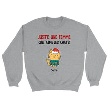Charger l'image dans la galerie, Jusqu'à 9 chats, Pull chat personnalisé, Maman chat de Noël, Juste une femme qui aime les chats