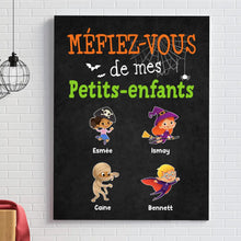 Charger l'image dans la galerie, Jusqu'à 15 enfants, Toile Halloween personnalisé, Toile pour grand-mère grand-père, méfiez-vous de mes petits-enfant