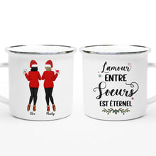 Charger l'image dans la galerie, Jusqu'à 6 filles, Noël mug personnalisé soeur, tasse soeurs personnalisées, L'amour entre Sœurs est éternel