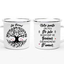 Charger l'image dans la galerie, Jusqu'à 8 prénoms, Mug Personnalisé - Notre Famille Un Peu De Folie, Beaucoup De Bonheur