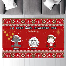 Charger l&#39;image dans la galerie, Carpette personnalisé, Tapis Cadeau pour la famille, maman et papa chien, Chat, LE PÈRE NOËL S&#39;ARRÊTE ICI
