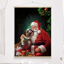 Charger l&#39;image dans la galerie, Bouledogue anglais et Père Noël Toile à suspendre personnalisée, cadeau pour amoureux des chiens, décoration du salon
