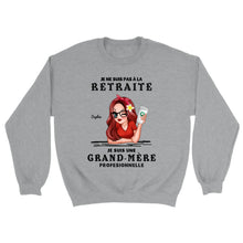 Charger l&#39;image dans la galerie, Retraite T shirt personnalisé, Fête des mères Cadeaux pour professionnelle maman, Grand-mère, je ne suis pas à la retraite
