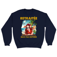 Charger l&#39;image dans la galerie, Retraite T-shirt personnalisé, Fête des mères pour  maman, grand-mère, Plage, été, Retraitée mais pas expirée
