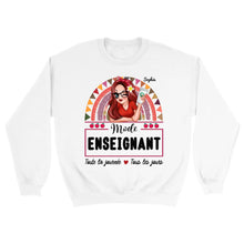 Charger l&#39;image dans la galerie, Enseignante Sweat-shirt personnalisée, Cadeaux pour la fête des enseignants, Mode enseignant toute la journée, tous les jours
