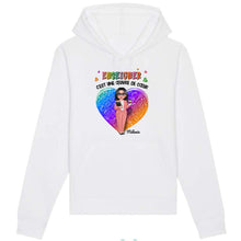 Charger l&#39;image dans la galerie, Professeure Sweat-shirt personnalisée, Cadeaux pour la fête des enseignants, Enseigner, c’est une œuvre de cœur
