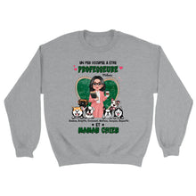 Charger l&#39;image dans la galerie, Professeure Sweat-shirt personnalisée, Cadeaux pour la fête des enseignants, Un peu occupée à être professeure et maman chien
