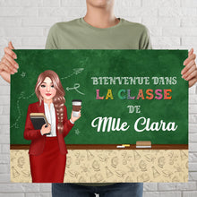 Charger l&#39;image dans la galerie, Professeure Toile à suspendre personnalisé, Cadeaux pour la fête des enseignante, Tableau noir Bienvenue Dans La Classe
