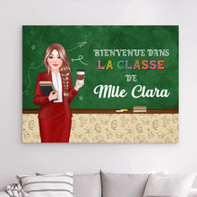 Charger l&#39;image dans la galerie, Professeure Toile à suspendre personnalisé, Cadeaux pour la fête des enseignante, Tableau noir Bienvenue Dans La Classe
