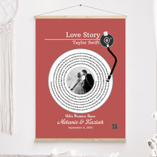 Charger l&#39;image dans la galerie, Paroles chanson Toile à suspendre personnalisée couple photo musical cadeau pour d&#39;anniversaire, chanson de mariage danse
