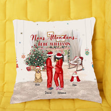 Charger l&#39;image dans la galerie, Futurs parents personnalisés Ornements, Décoration de Noël cadeaux pour Grossesse, Couple enceinte et chien chat
