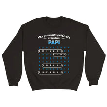 Charger l'image dans la galerie, Mots mêlés T-shirt personnalisé noms, cadeau grand-père grand-mère, Mes personnes préférées m'appellent
