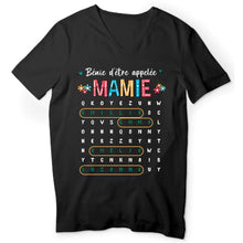 Charger l'image dans la galerie, Mots mêlés T-shirt personnalisé noms, cadeau grand-mère Maman mamie, Bénie d'être appelée
