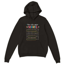 Charger l'image dans la galerie, Mots mêlés T-shirt personnalisé noms, cadeau grand-mère Maman mamie, Bénie d'être appelée
