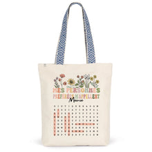 Charger l'image dans la galerie, Mots mêlés T-shirt Col V personnalisé noms, Vêtements cadeau grand-mère Maman mamie, Mes personnes préférées m'appellent
