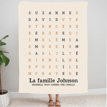 Charger l'image dans la galerie, Mots mêlés Passe partout personnalisée, cadeau pour Famille, Ensemble nous formons une famille
