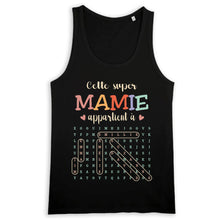 Charger l'image dans la galerie, Mots mêlés T-shirt Col V personnalisé petits-enfants noms, cadeau grand-mère, mamie, maman, Cette super mamie appartient à
