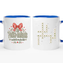 Charger l'image dans la galerie, Mots croisés personnalisés avec prénoms, Noël T-shirt cadeau pour mamie, Coquette Florale petits-enfants rendent la vie plus belle
