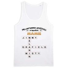 Charger l'image dans la galerie, T-Shirt Col V Mots Croisés Personnalisé avec Prénoms – Cadeau Mamie, Papy, Mes personnes préférées m'appellent

